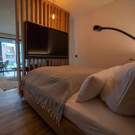 Full House Premium Apartments יינה מראה חיצוני תמונה