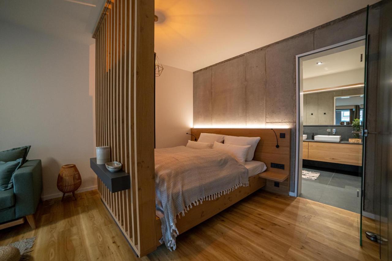 Full House Premium Apartments יינה מראה חיצוני תמונה