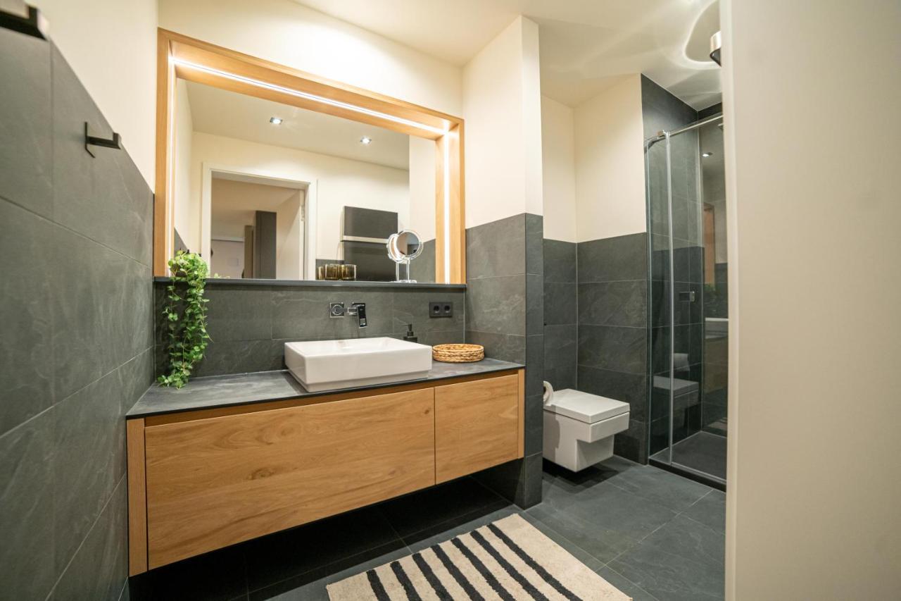 Full House Premium Apartments יינה מראה חיצוני תמונה