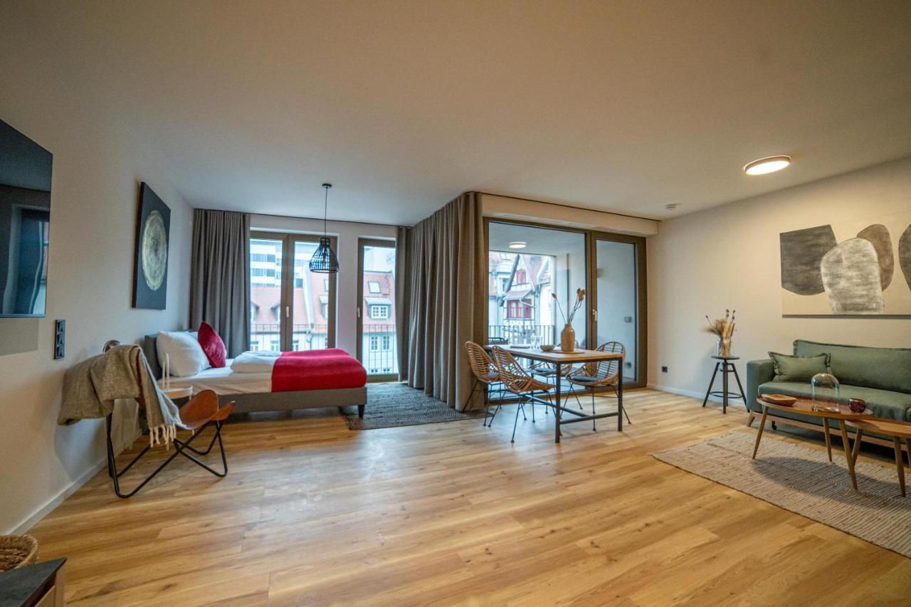 Full House Premium Apartments יינה מראה חיצוני תמונה