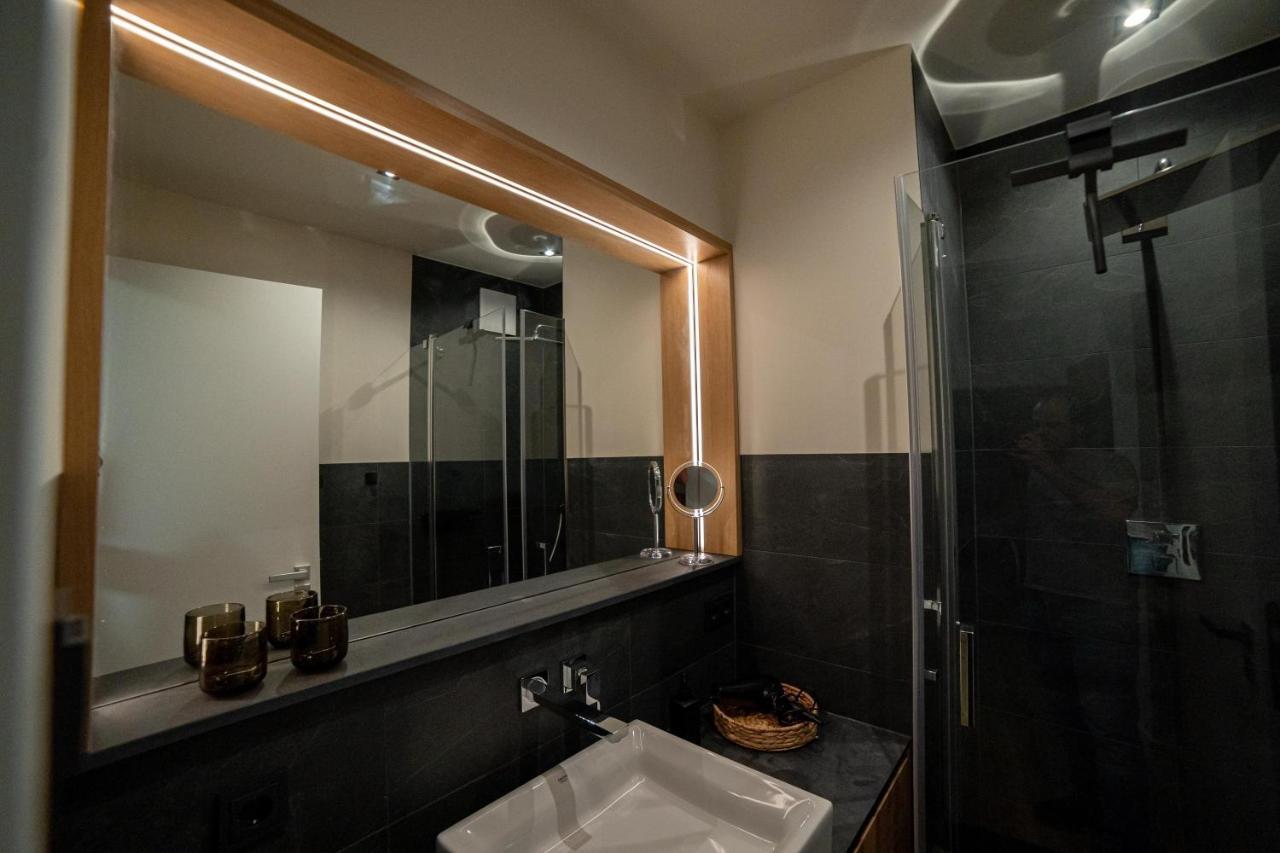 Full House Premium Apartments יינה מראה חיצוני תמונה