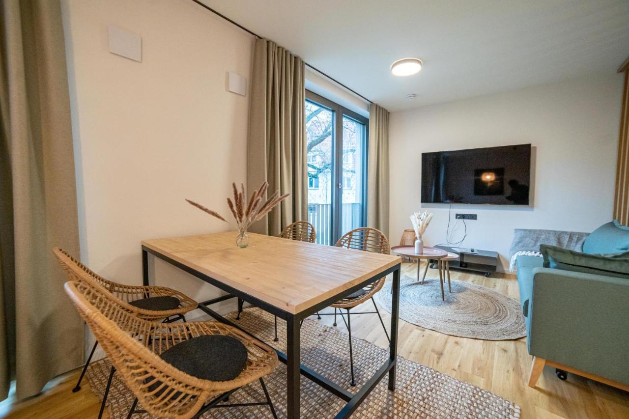 Full House Premium Apartments יינה מראה חיצוני תמונה