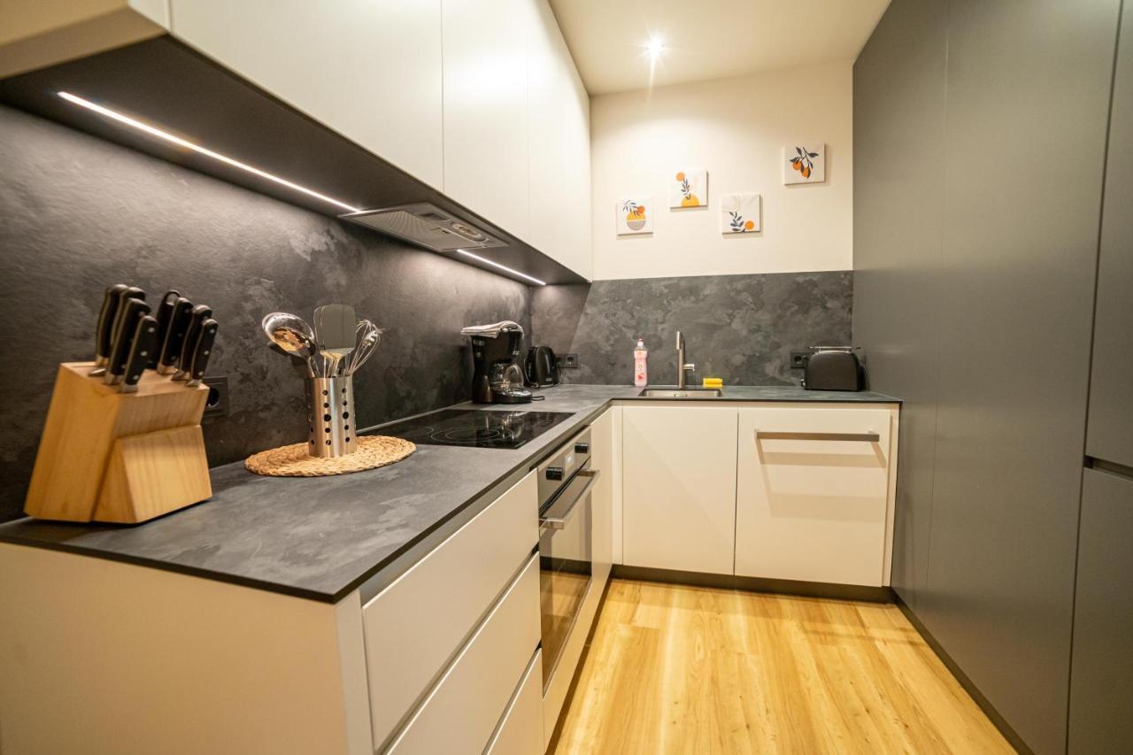 Full House Premium Apartments יינה חדר תמונה