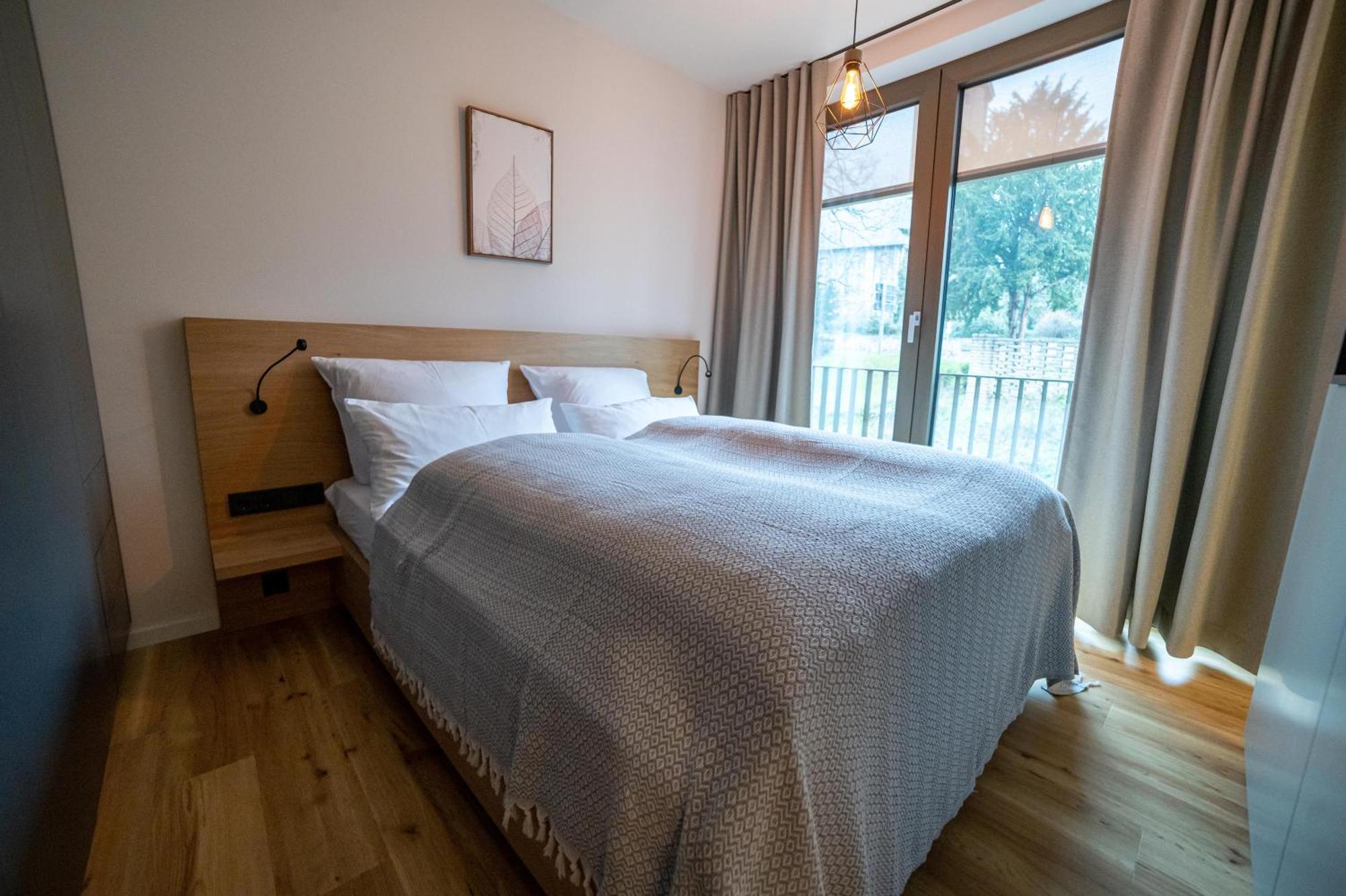 Full House Premium Apartments יינה מראה חיצוני תמונה